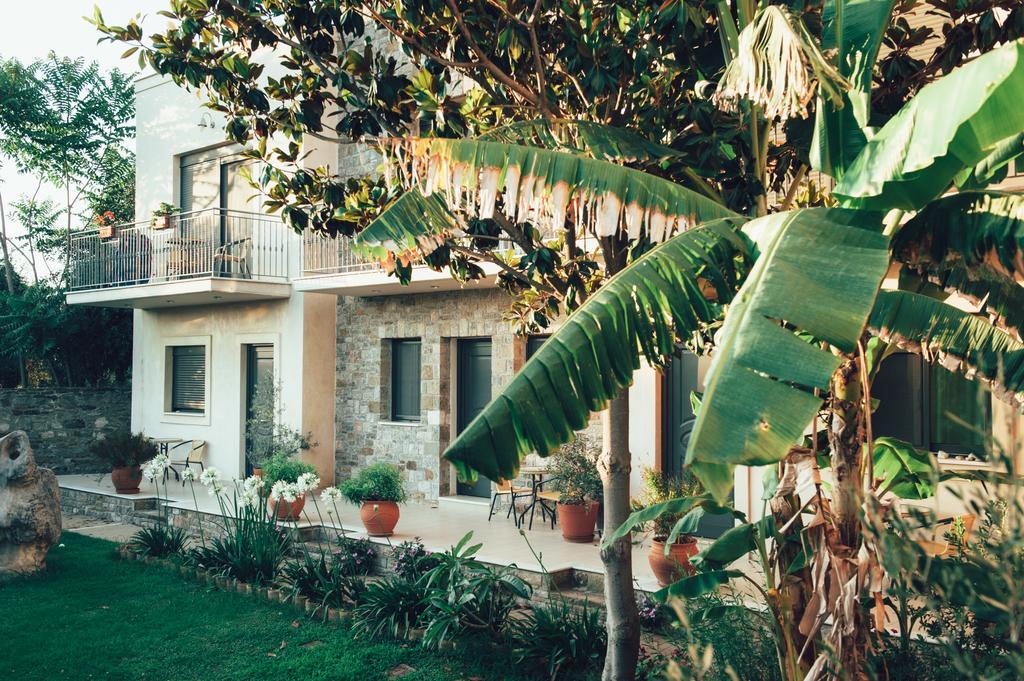 Mylos Apartments Gialova Zimmer foto